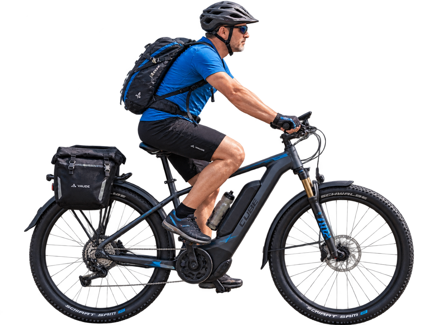 E-Bike-Fahrer auf Radtour